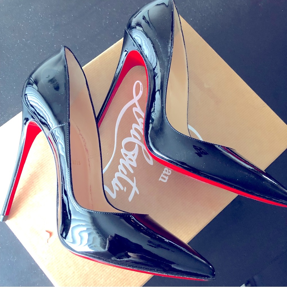 Christian Louboutin pumps size 7.5 BRAND NEW